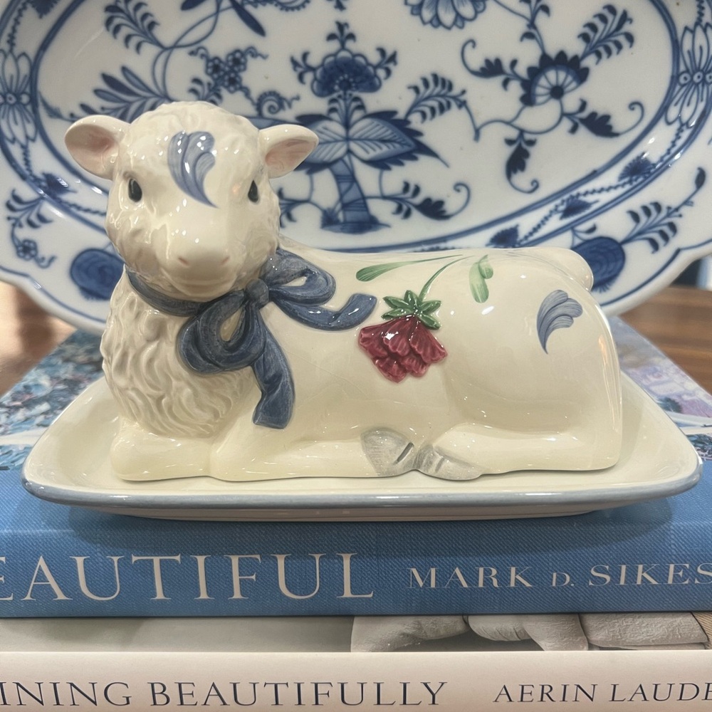 Poppies in Blue by Lenox butter dish